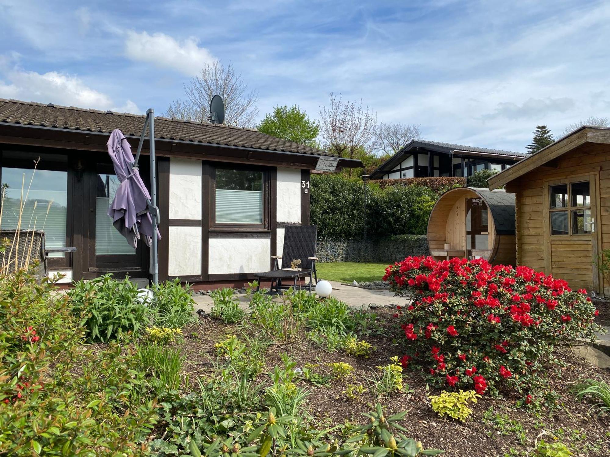 Holiday home Henneliebe Am Hennesee